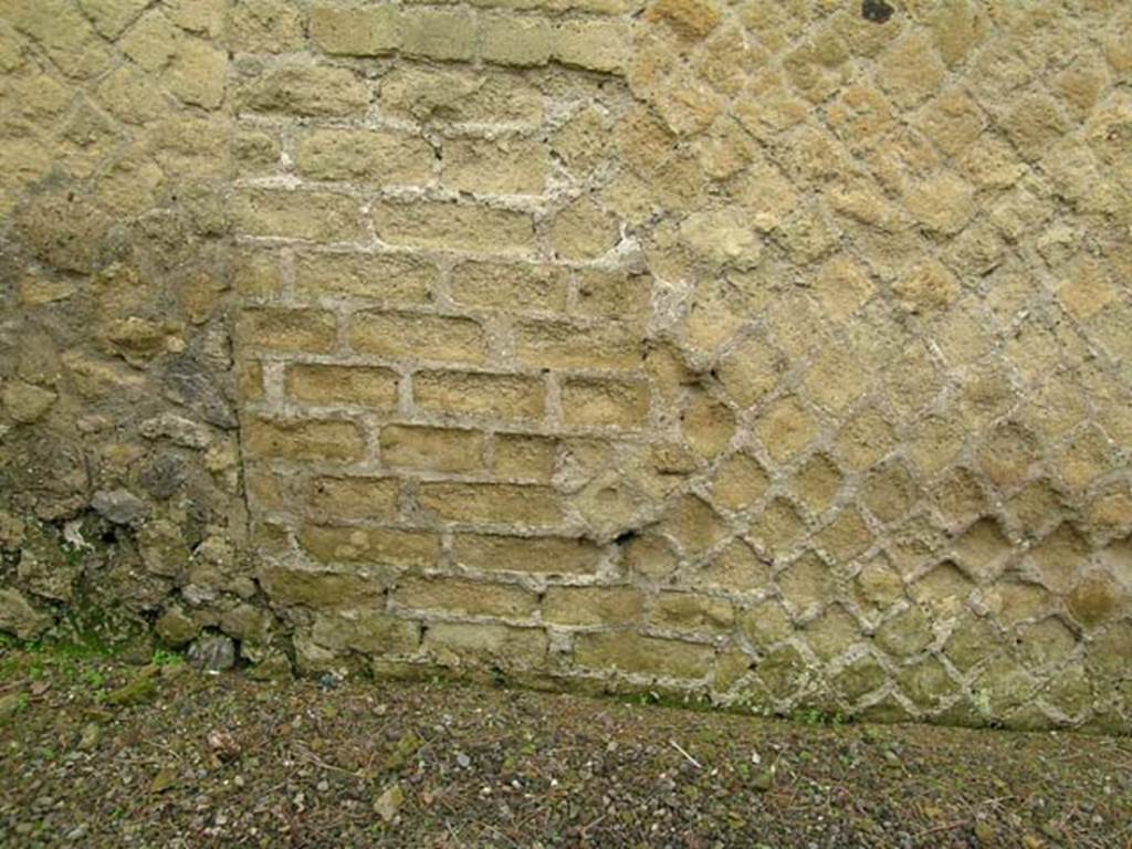 Ins Or II, 2, Herculaneum. December 2004. South wall. Photo courtesy of Nicolas Monteix.